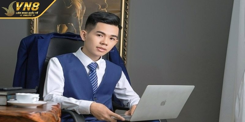 Thông tin về vị CEO tài ba